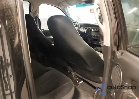 2005 Dodge Ram 1500 Slt/Laramie z USA, uszkodzony, nr VIN 1D7HU18D65S294901